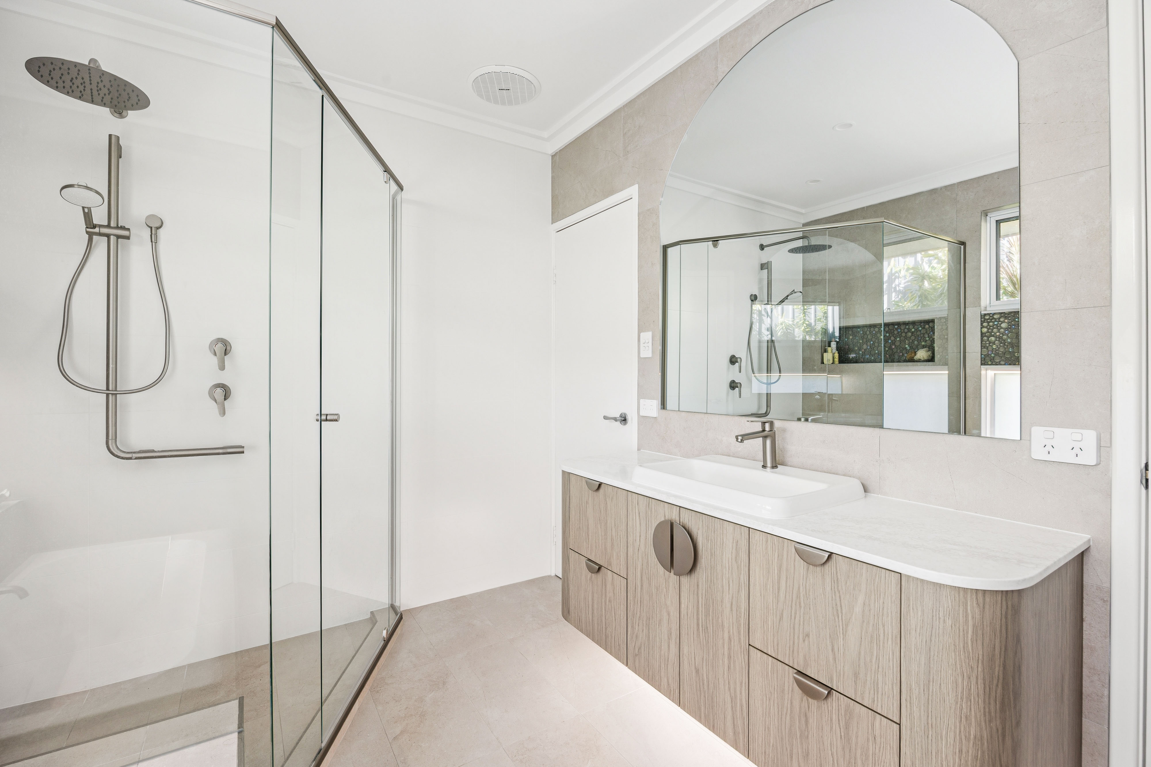 kirwanstreetbathroom