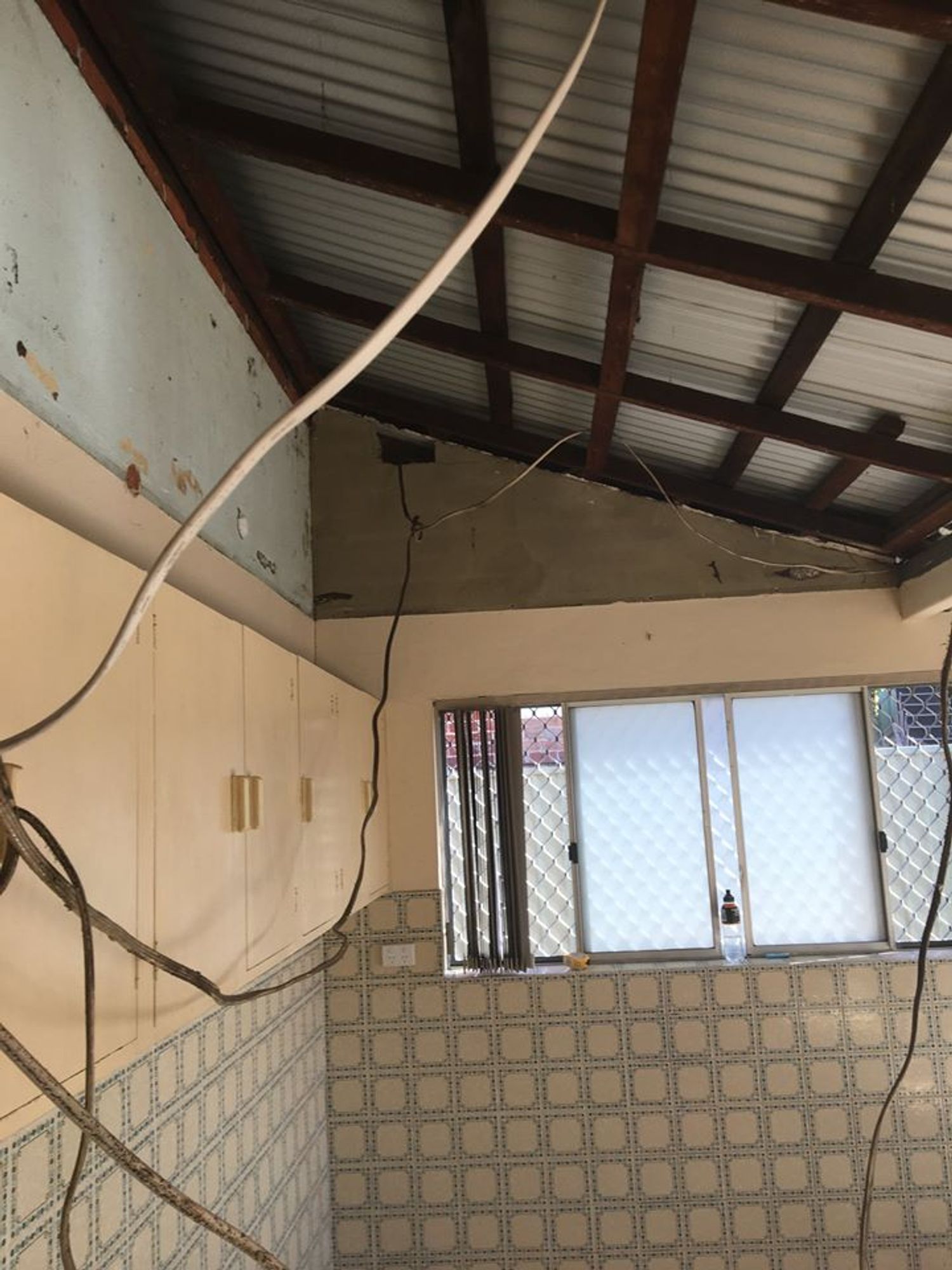 jobs/ceiling repairs/12
