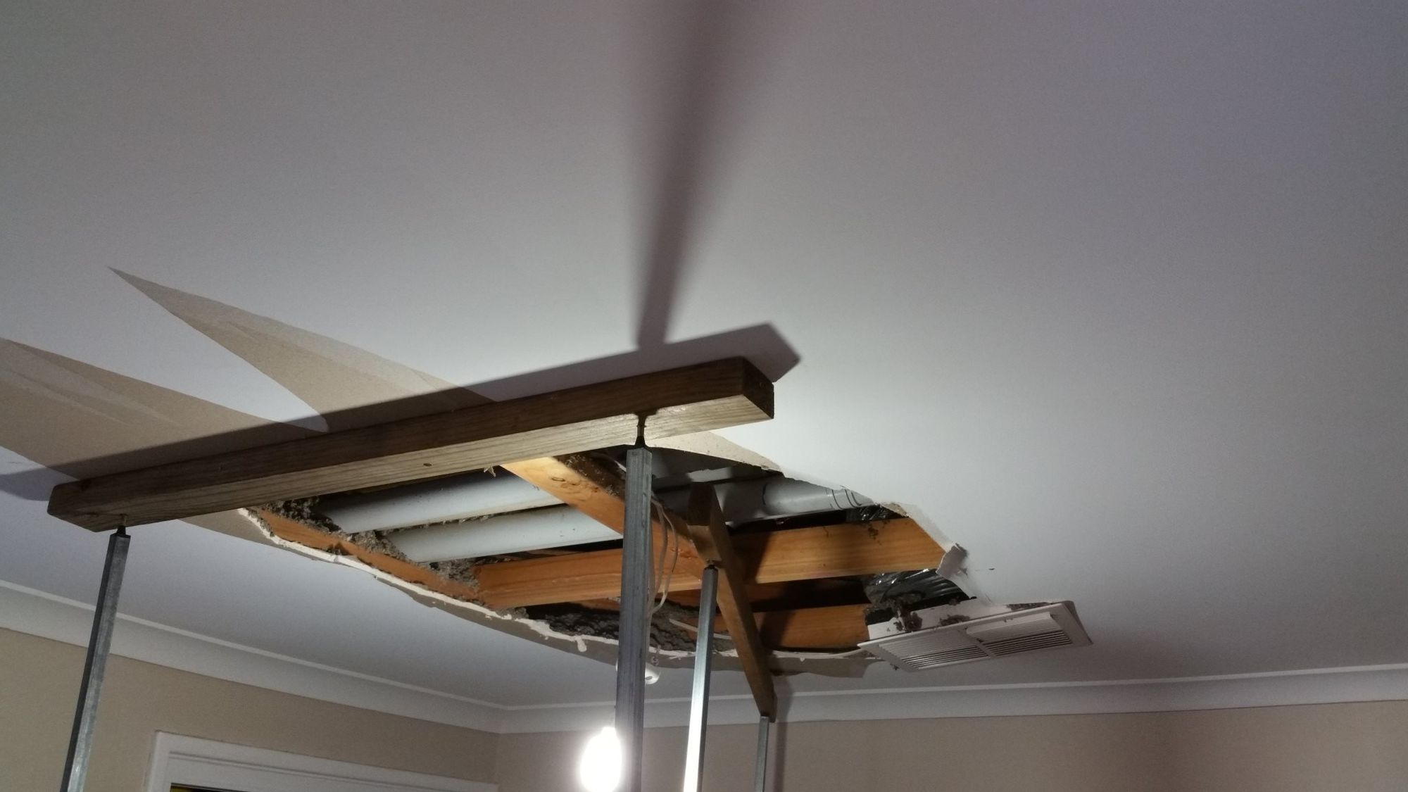 jobs/ceiling repairs/39