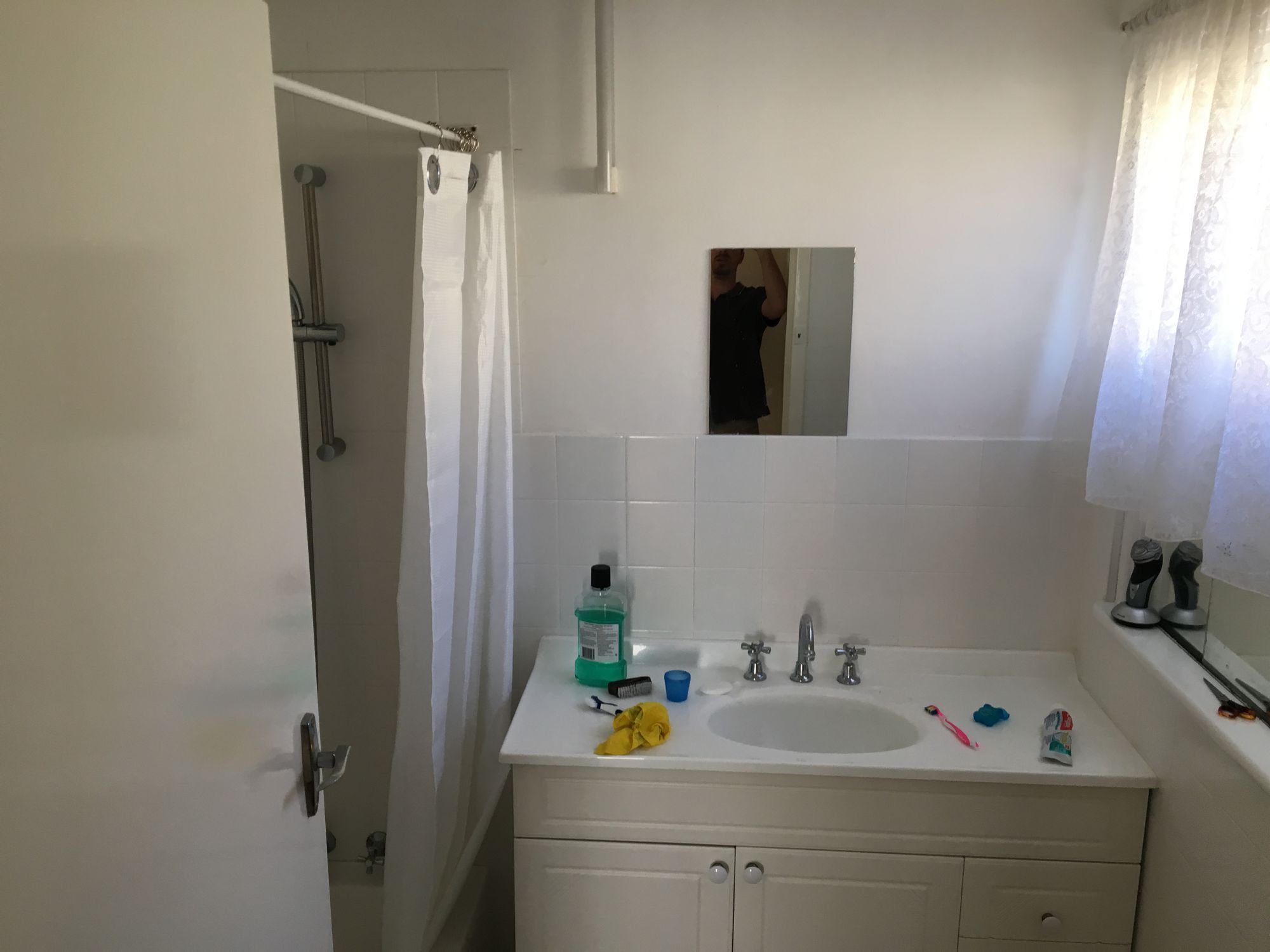 1bathroomlennard/2