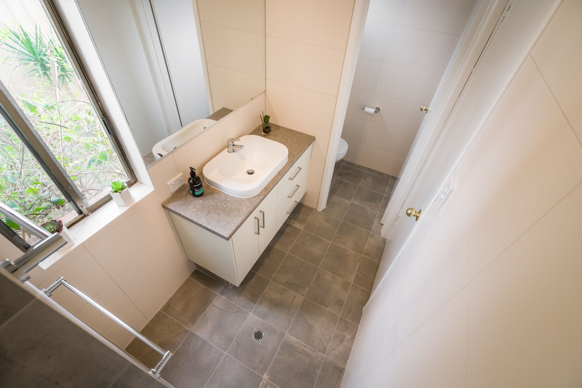 2bathroomcomotwo/1