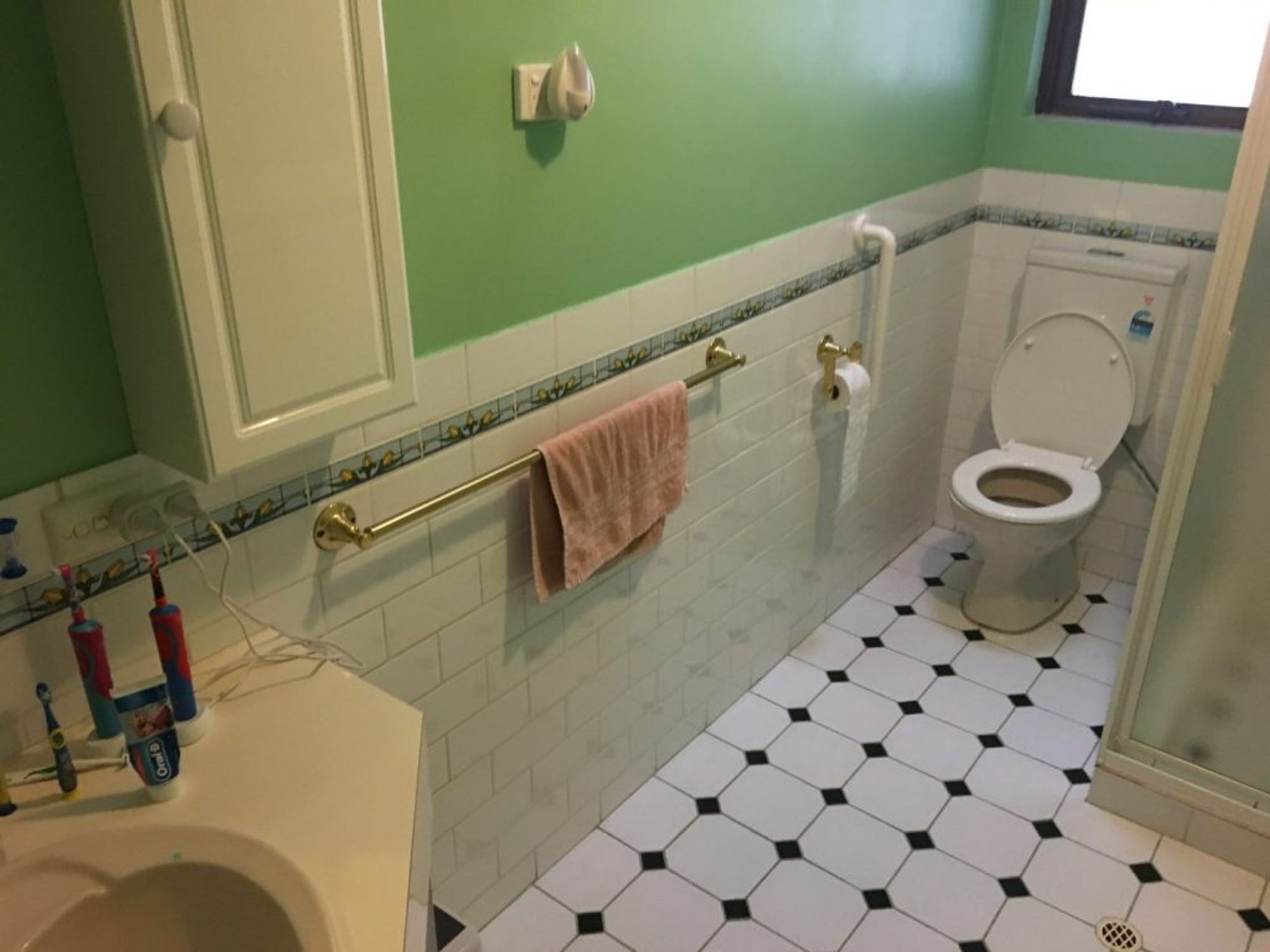 2bathroomextratwo/2