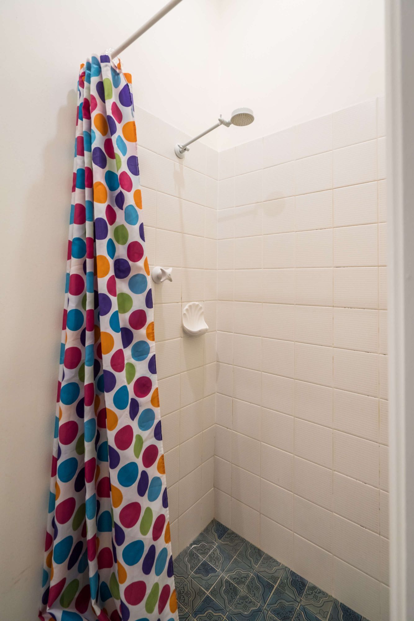 3bathroomgloster/9