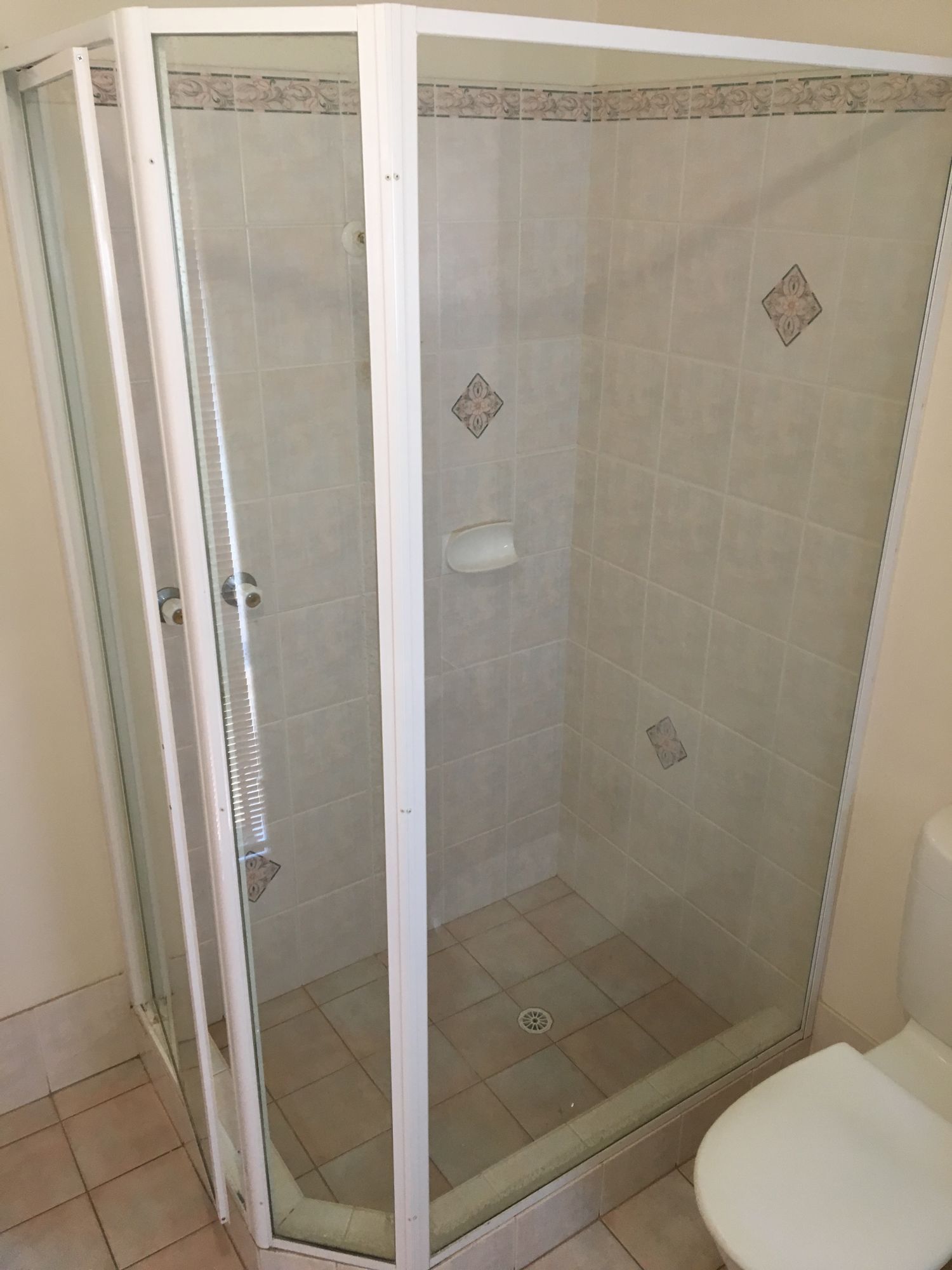 3bathroomparkerville/3