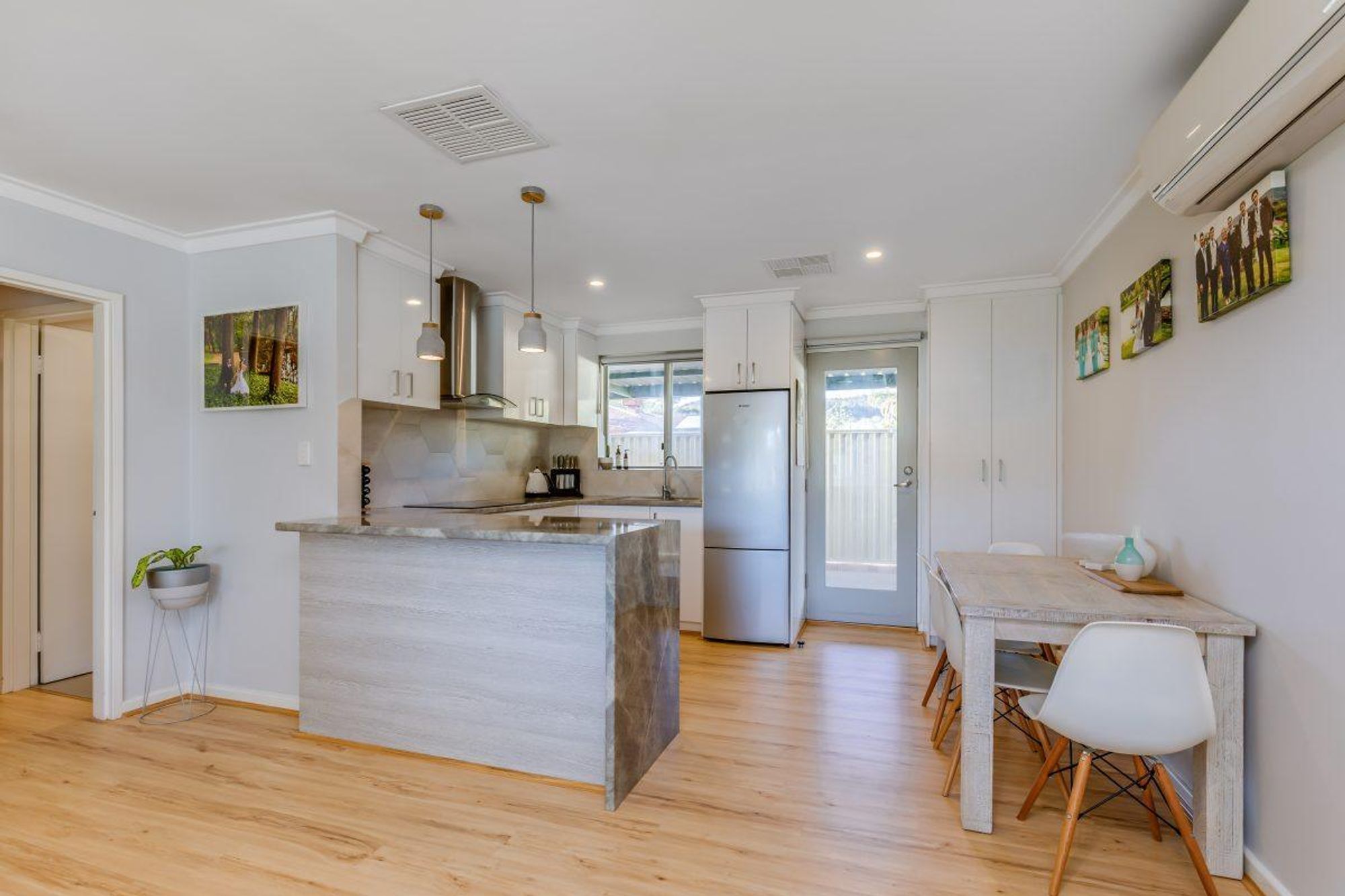 3kitchenkelmscott/3