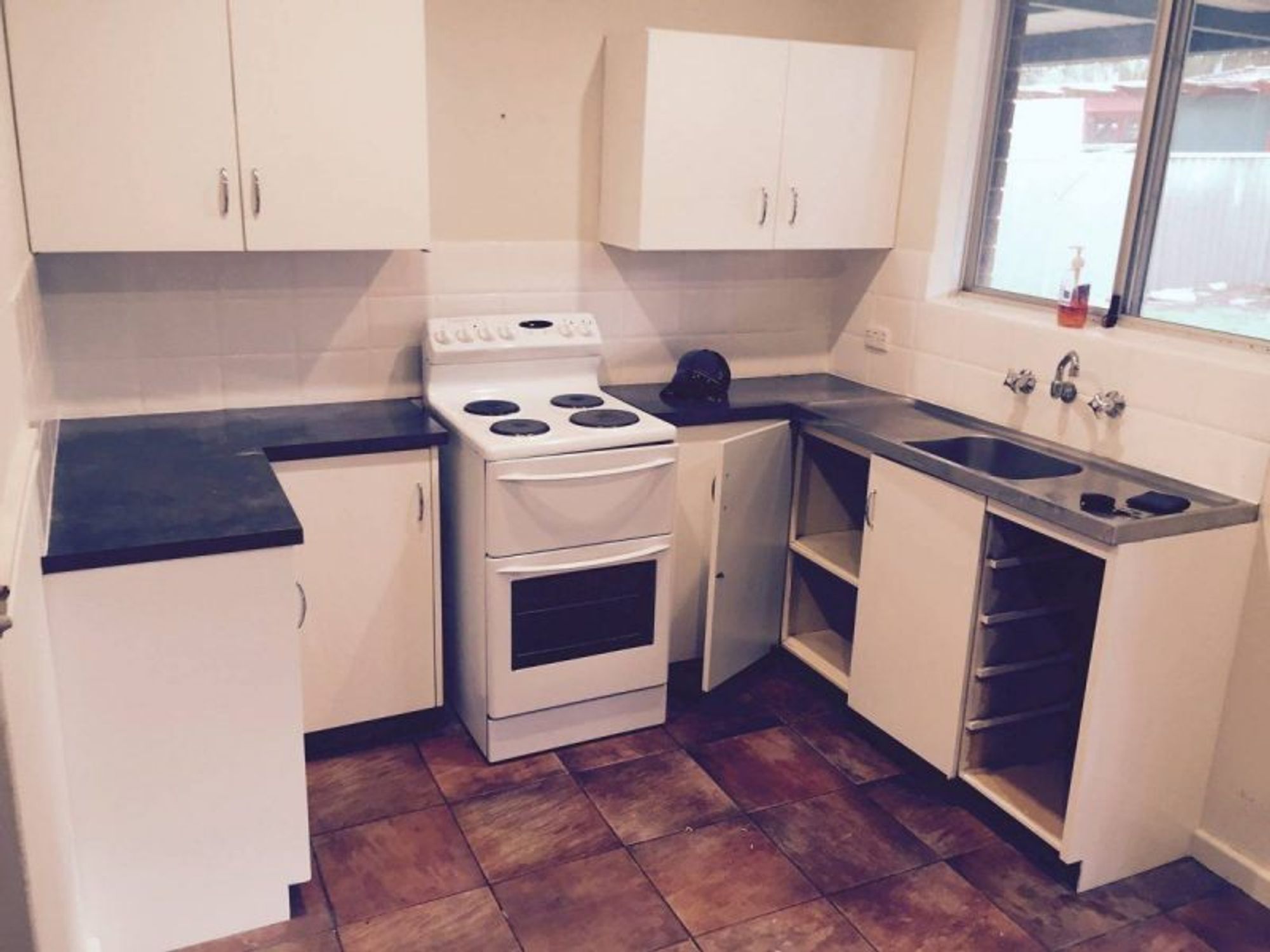 3kitchenkelmscott/4