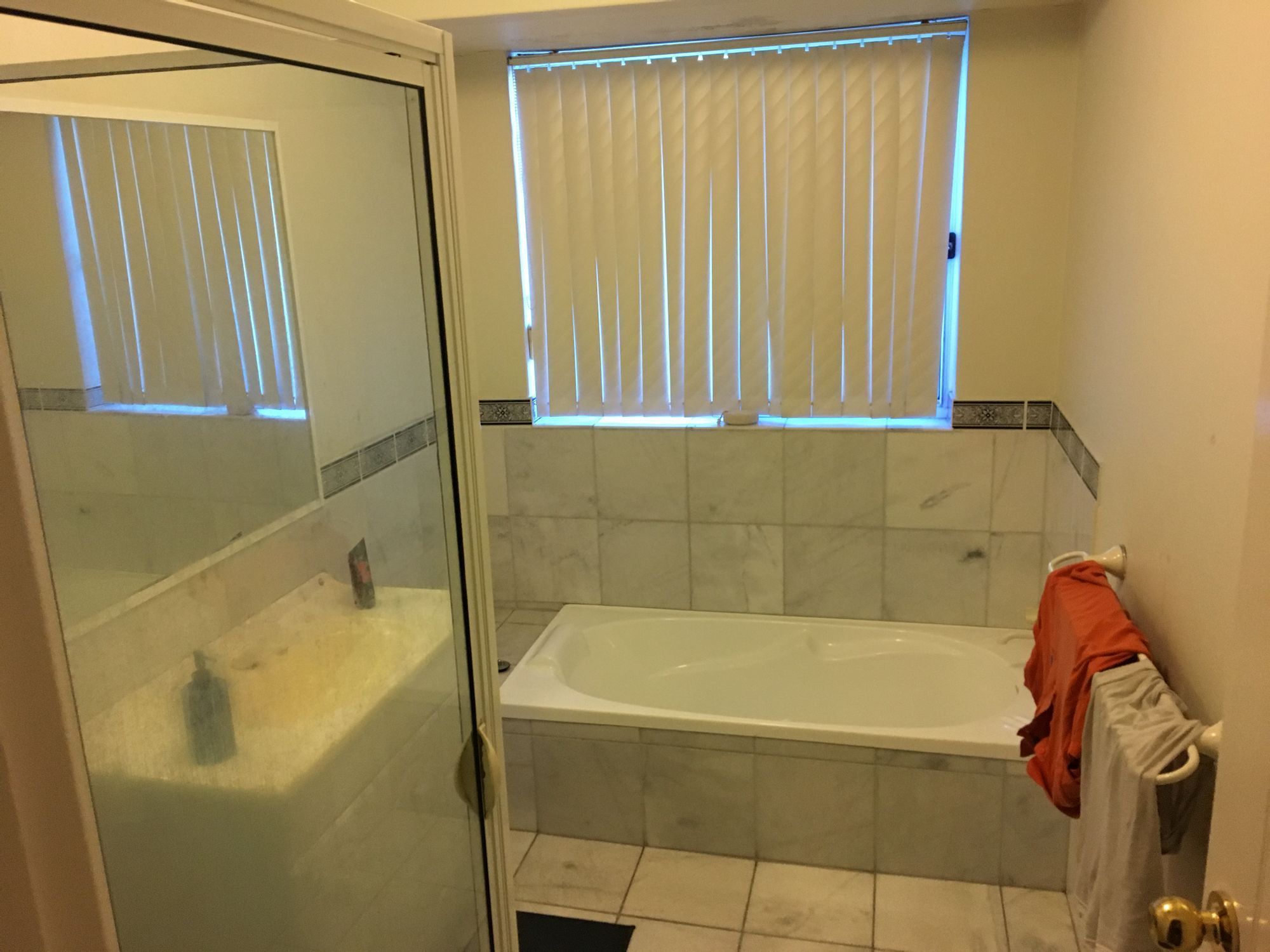 4bathroomscandrett/2