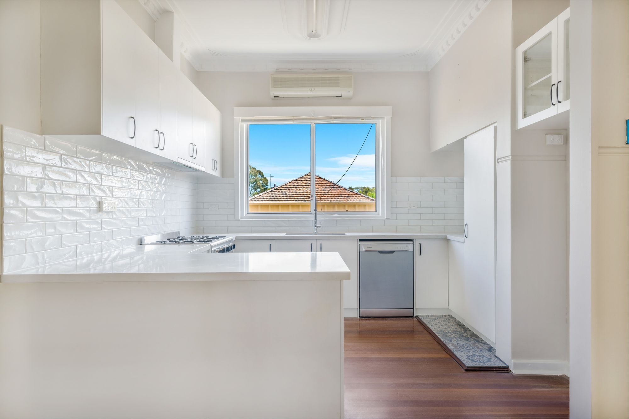 4kitchenlathlain/3