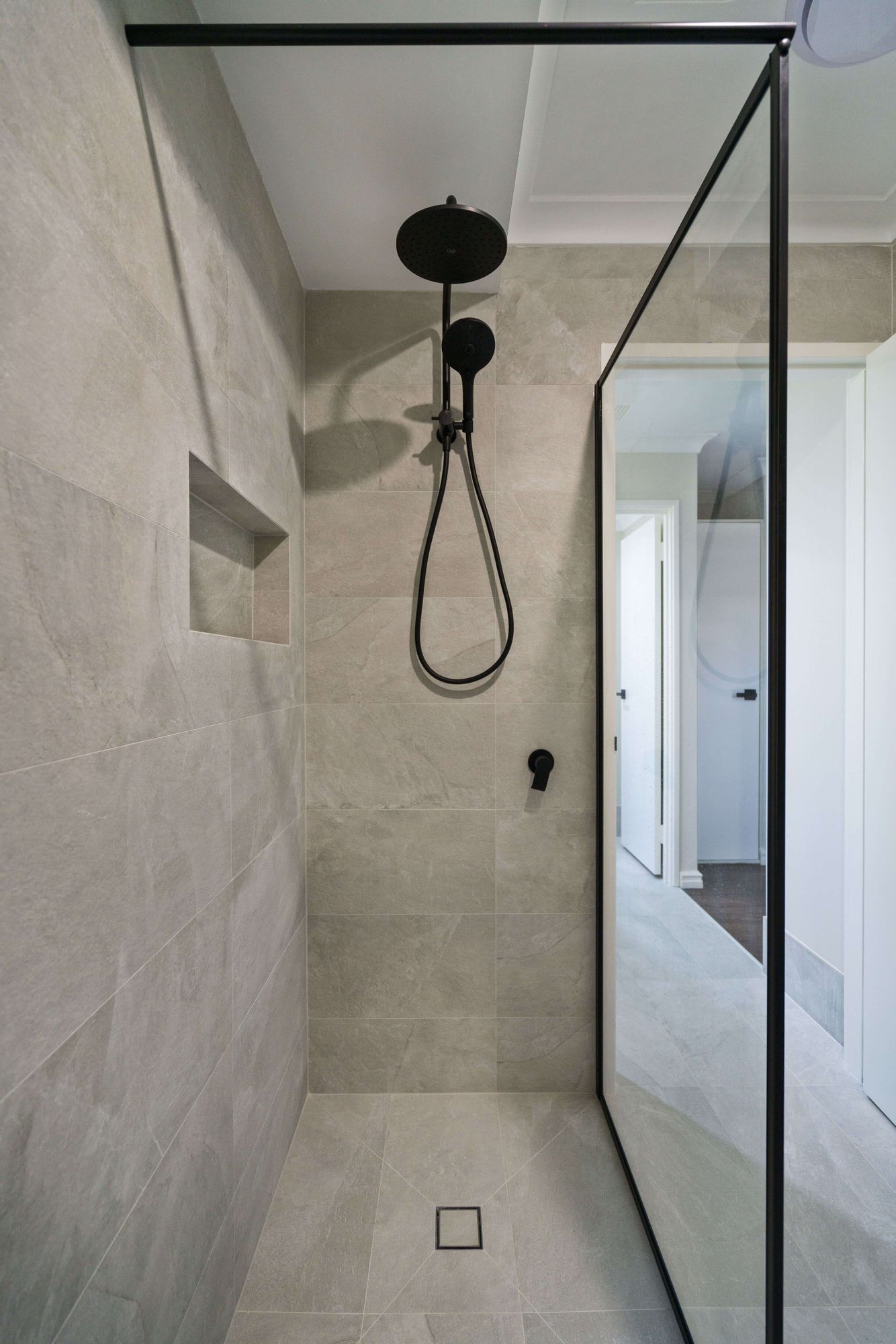 5bathroomreno/7
