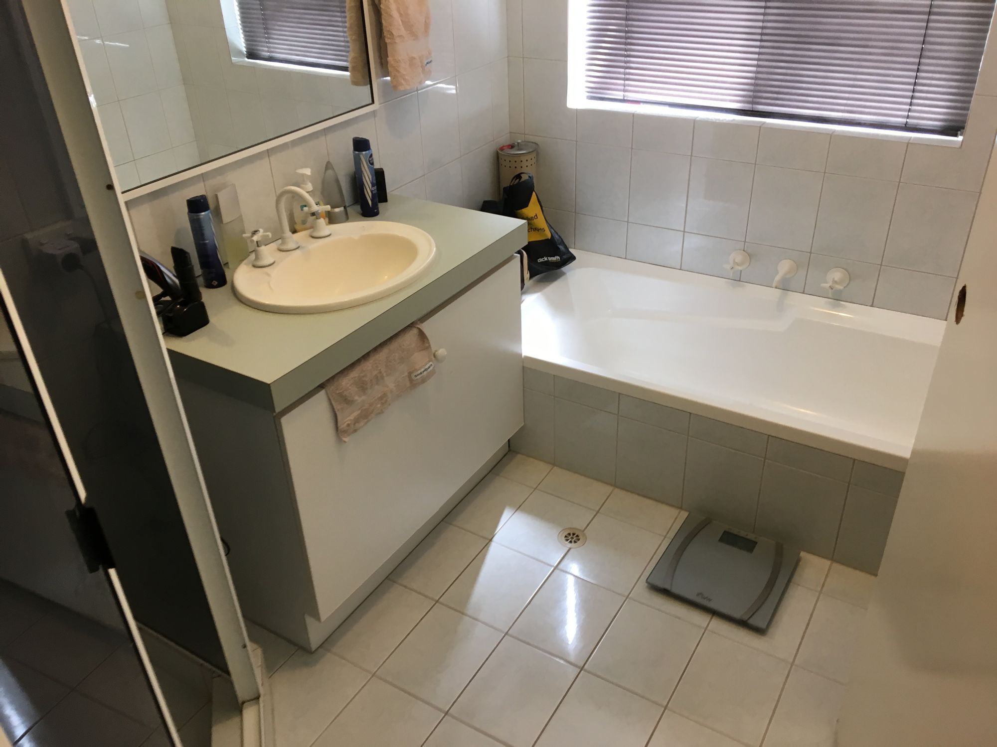 5bathroomtuart/2